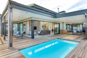 Read more about the article HOUSE JACOBS